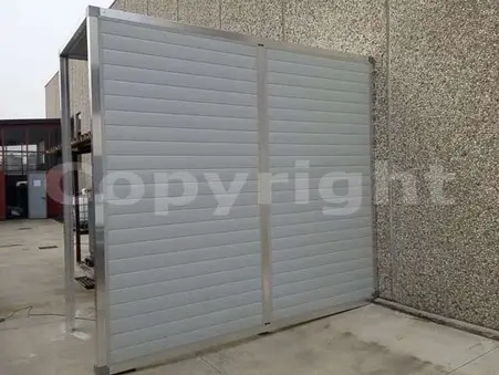 Silenzio Assoluto: Cabina Antirumore per Condizionatori Agitati