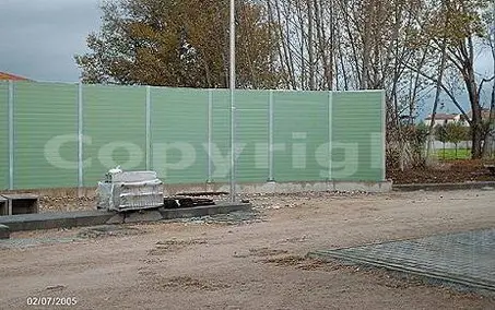 Serenità Naturale: Pannelli Fonoassorbenti per Esterni, il Tuo Giardino Senza Rumori