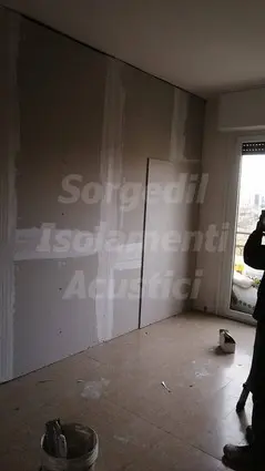 Esempi di pareti insonorizzate in appartamento